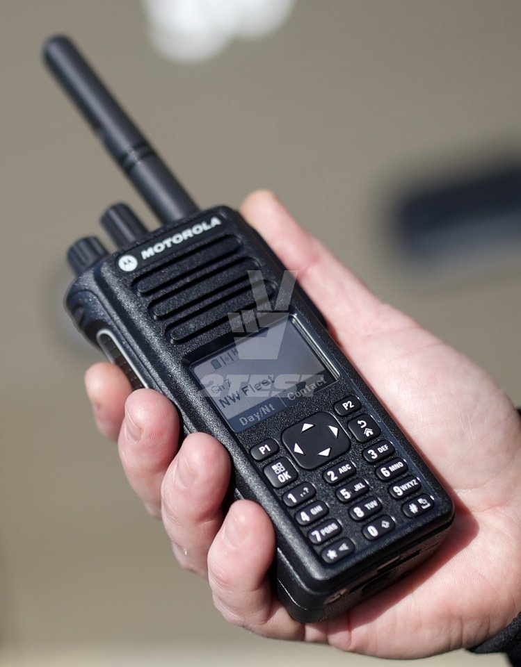 Функции Профессиональные портативные радиостанции двусторонней связи Motorola MOTOTRBO DP4000e
